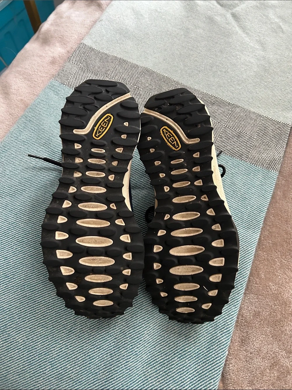 Keen women zionic